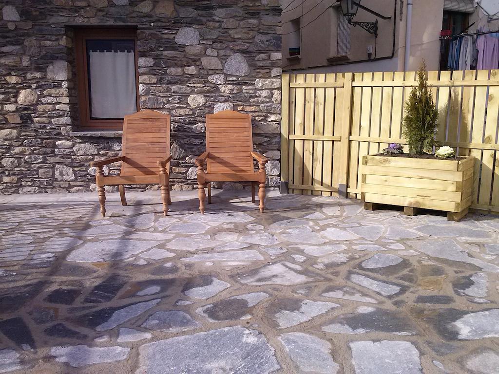 Alba D'Esteve. Casa Rural Espot Kamer foto