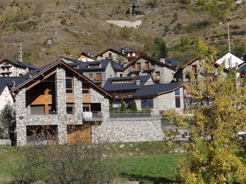 Alba D'Esteve. Casa Rural Espot Buitenkant foto
