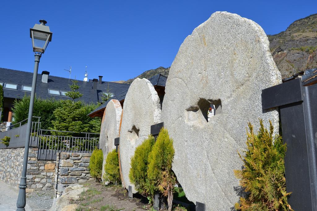 Alba D'Esteve. Casa Rural Espot Buitenkant foto